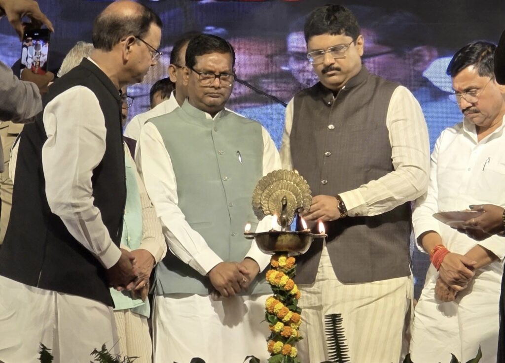 महराजगंज महोत्सव —जहां संस्कृति सांस लेती है, और परंपरा मुस्कुराती है!