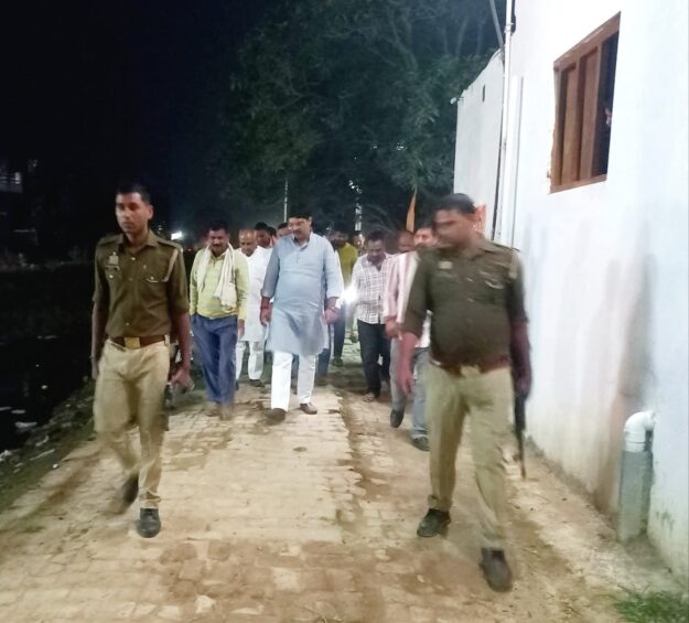 नौतनवा नगर के प्रत्येक मोहल्ले की सूरत बदलना हमारा संकल्प-- ऋषि त्रिपाठी विधायक