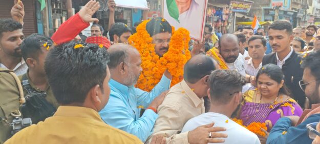 लौह पुरुष की 150वीं जयंती: नौतनवां में ऐतिहासिक एकता पदयात्रा संपन्न