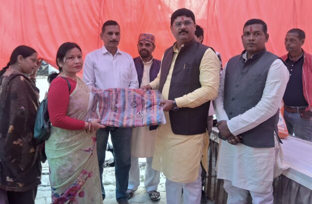 नौतनवां विधायक ऋषि त्रिपाठी ने मतदाता पुनरीक्षण कार्यशाला को किया संबोधित