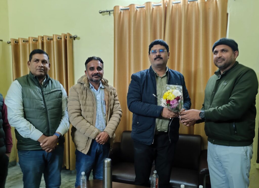 वित्तविहीन विद्यालय प्रबंधक संघ ने विधायक को दी मकर संक्रांति की शुभकामनाएं