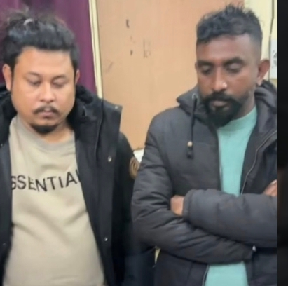 सोनौली बॉर्डर पर चांदी की तस्करी का भंडाफोड़, दो नेपाली युवक गिरफ्तार