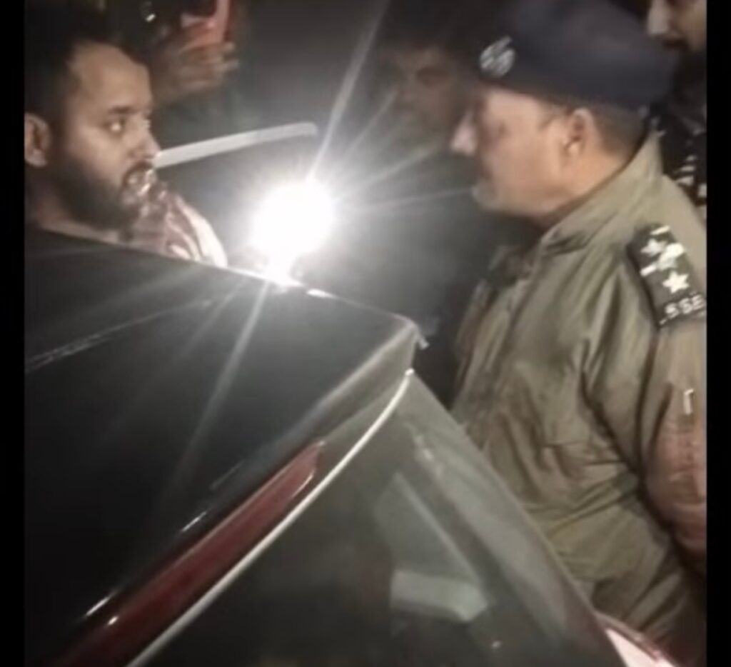 नौतनवा बॉर्डर पर नशे की बड़ी खेप बरामद, गाजियाबाद का तस्कर दबोचा गया