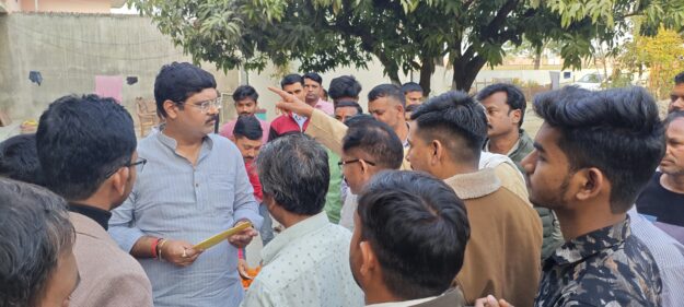 जनसंवाद कार्यक्रम में विधायक ऋषि त्रिपाठी बोले—पानी और सड़क होगी प्राथमिकता