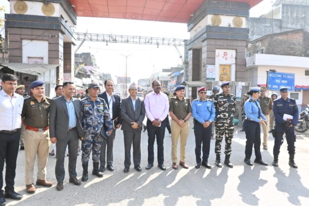 नेपाल चुनाव शांतिपूर्ण कराने को लेकर सोनौली में भारत-नेपाल के अधिकारियों की समन्वय बैठक