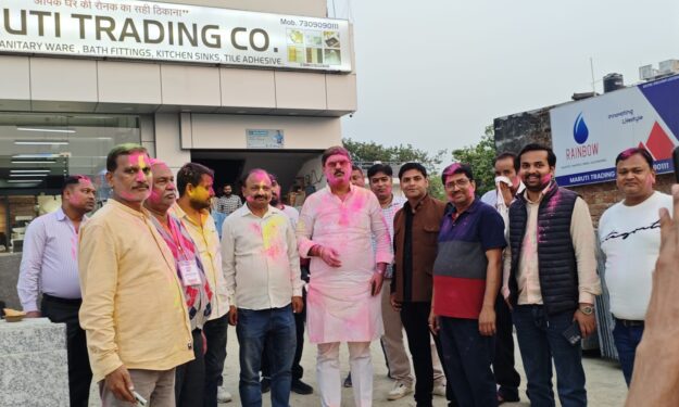 नौतनवा: रंग और उमंग के बीच विधायक ऋषि त्रिपाठी का जनता से सीधा संवाद