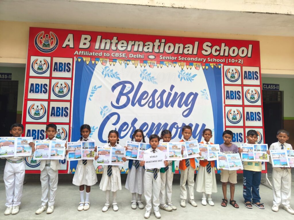 नौतनवा के एबी इंटरनेशनल स्कूल में बच्चों ने मनाया वर्ल्ड हेरिटेज डे, देश की धरोहरों से हुए रूबरू