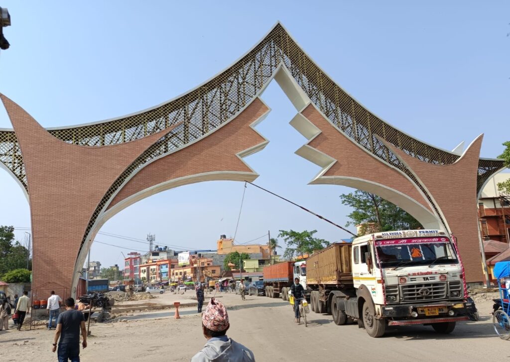 नेपाल में भारतीय नंबर प्लेट वाहनों पर सख्ती, नियम तोड़े तो जुर्माना और जब्ती तय