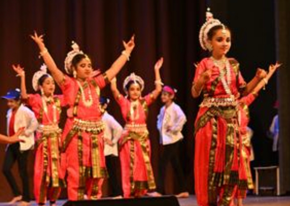 नव ज्योति स्कॉलर्स एकेडमी सोनौली में आज मनाया जाएगा वार्षिकोत्सव, तैयारियां पूरी