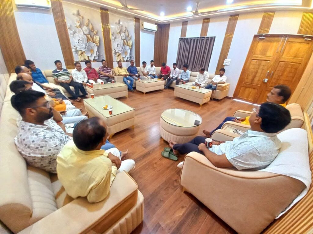 जनता परेशान रहे और हम चैन से बैठें, यह संभव नहीं”– ऋषि त्रिपाठी