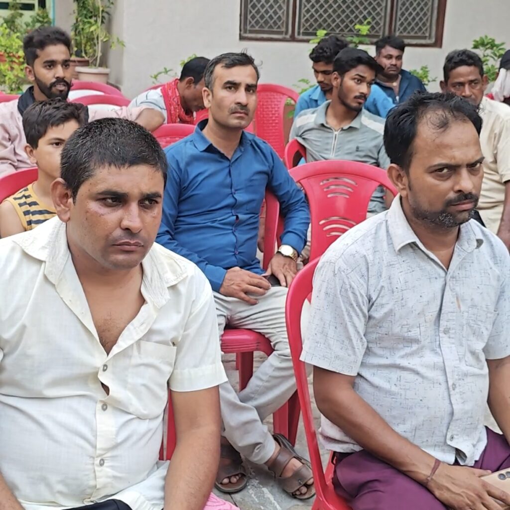 अंधेरे में भी उम्मीद की रोशनी बनकर पहुंचे चेयरमैन बृजेश मणि त्रिपाठी”