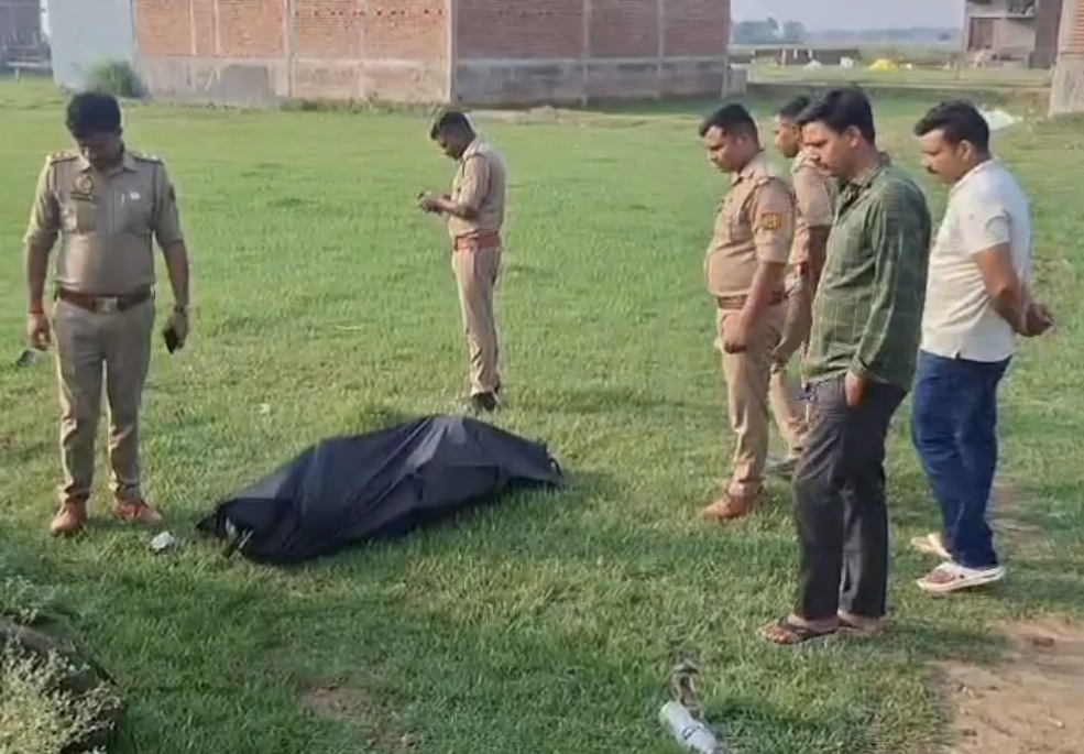 नौतनवा रेलवे अंडरपास के पास मिला सेवानिवृत्त सैनिक का शव, पुलिस जांच में जुटी