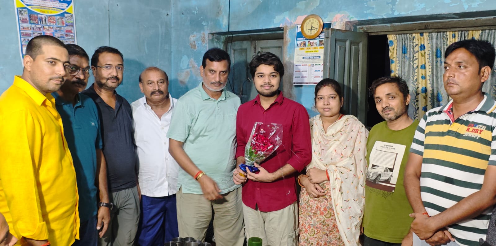 नीट 2026 में जिज्ञास की सफलता पर अध्यक्ष बृजेश मणि त्रिपाठी ने किया सम्मानित