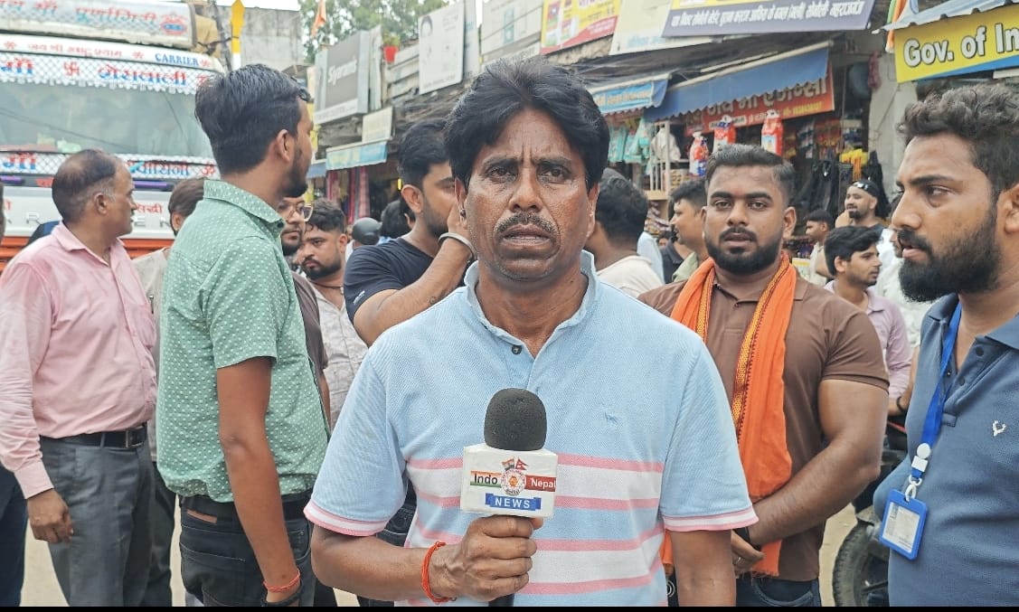 भारतीय एजेंटों ने घेरा सोनौली कस्टम बैरियर, नेपाल जाने वाले मालवाहक ट्रकों का आवागमन ठप